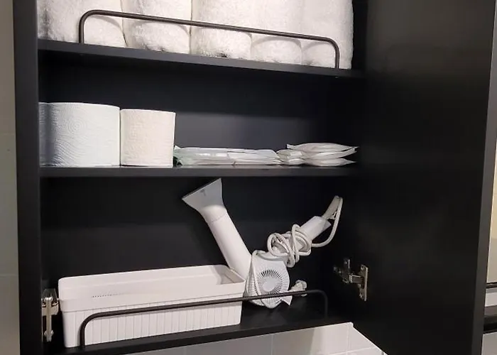 Apartment Jung - 1min To Sinjeong Station Seoul
